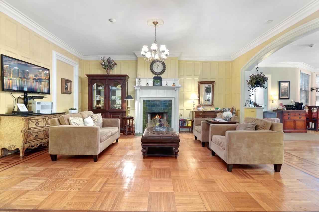 Debary Inn Summit Extérieur photo